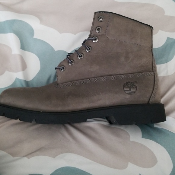 Timberland 6 inch water proof premium boots - Picture 5 of 8